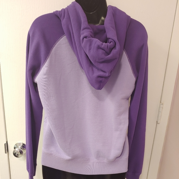 DONATED💜3/$18 NIKE EUC full zip hooded sweatshirt - Picture 4 of 5